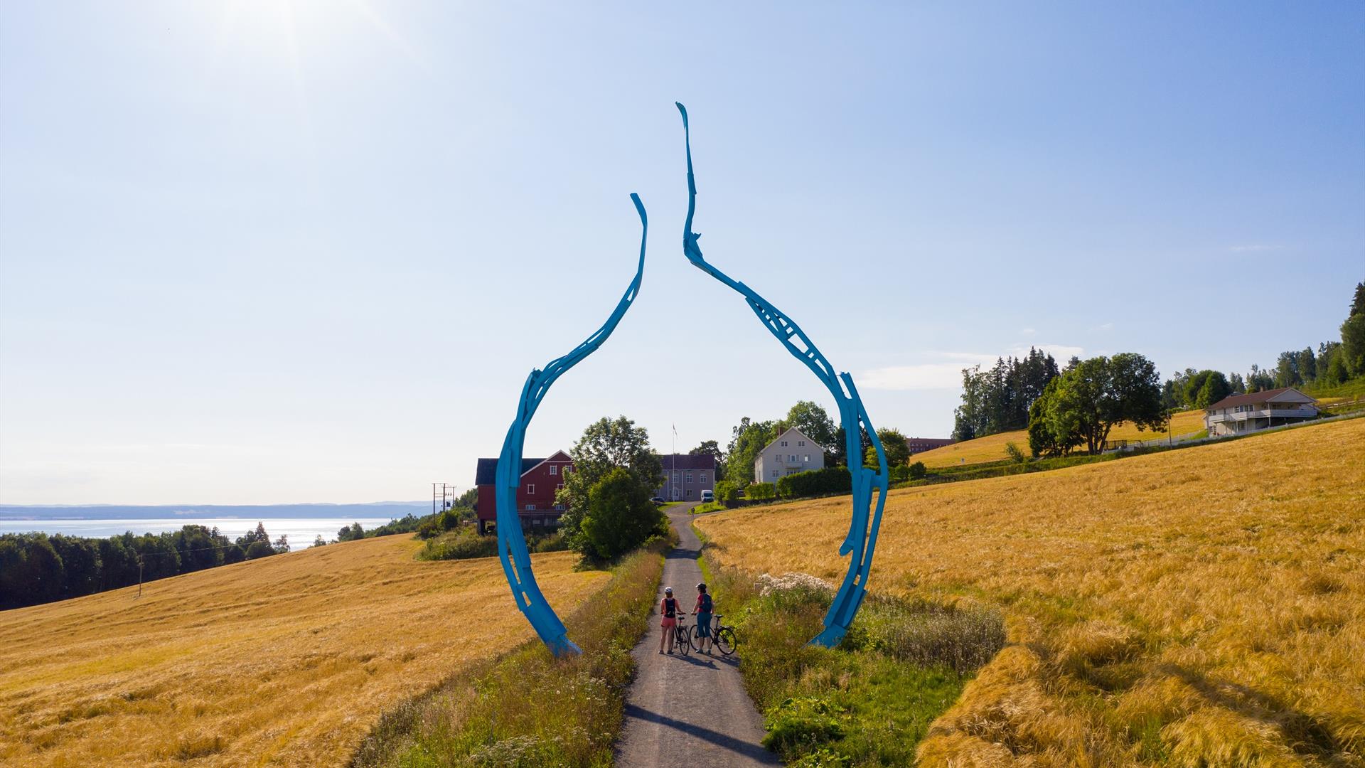 Mjøstråkk-norway-by-bike